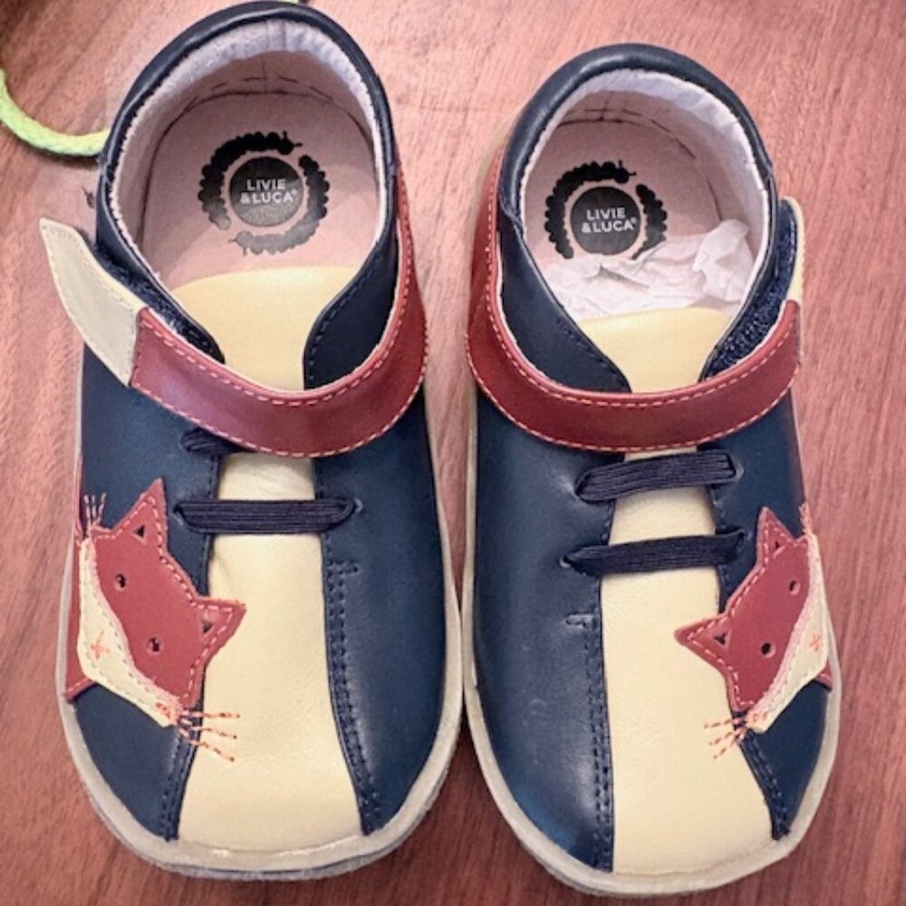 NIB Livie & Luca Navy Blue Fox Toddler US 9